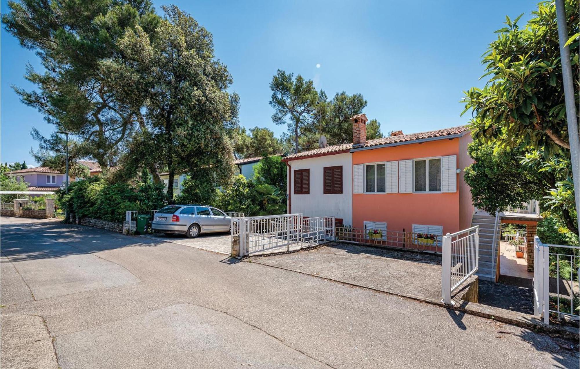 Amazing Apartment In Rovinj With Wifi Екстер'єр фото