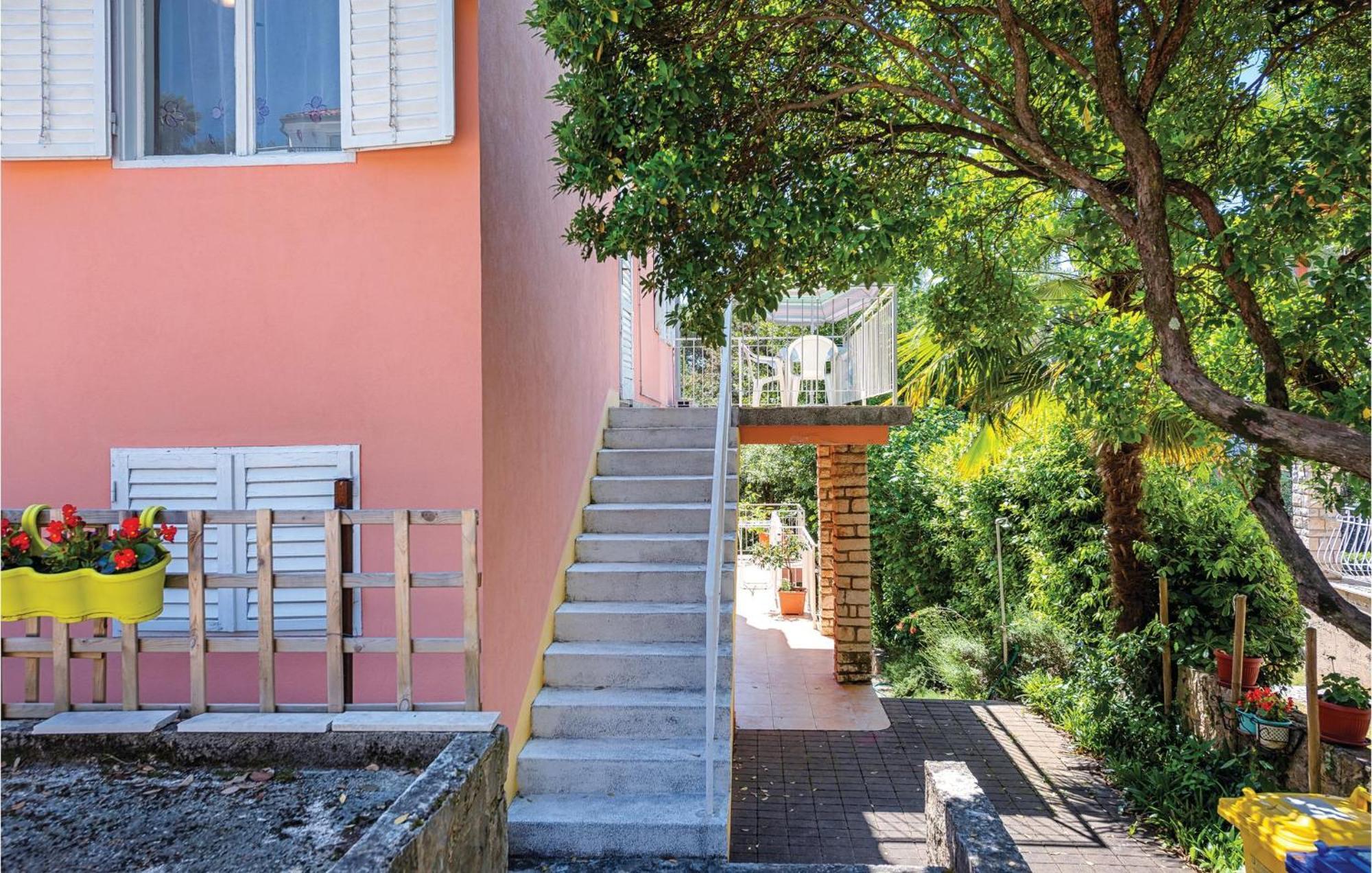 Amazing Apartment In Rovinj With Wifi Екстер'єр фото